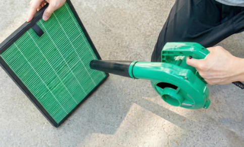 Comment nettoyer un filtre &agrave; air domestique lavable et tr&egrave;s sale.jpg