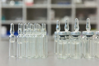 //rrrorwxhimlqlm5m.ldycdn.com/cloud/ppBplKorloSRplliiimlkq/Ampoule-And-Vial-Comparison.jpg